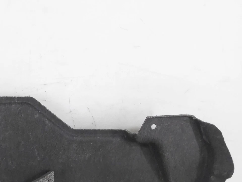 Painel de acabamento lateral traseiro do porta-malas do passageiro BMW 320I 2013-2018 51487246296 - Imagem 3 de 4