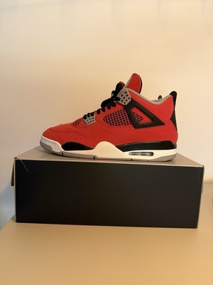 Nike Air Jordan 4 Retro ''Toro Bravo'' Sneaker US 12 / EU 46 Neuwertig OG Box