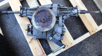 JOHN DEERE STX38 SPICER TRANSMISSION 4360-100