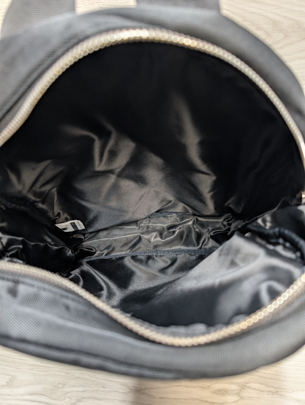 Ugg Womans Small Mini Backpack Black - image 9