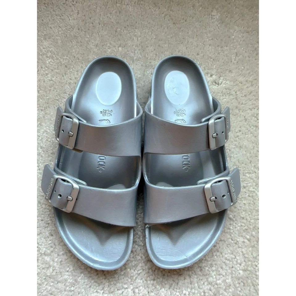 Zapatillas Birkenstock Mujer Mula Talla 5 Gris Plata NUEVAS Foto 4 de 4