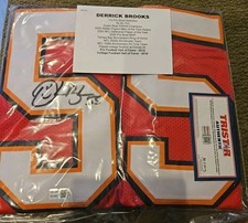 Derrick Brooks Autographed Jersey