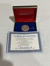 1976 International Mint Bicentennial Platinum Medal 1 Troy Oz .999 Pure w/ CoA 3000.00 per troy oz
