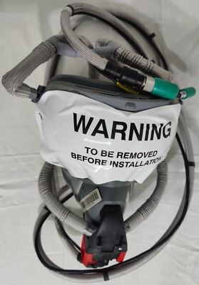 Lufthansa Technik MF20-534   FULL FACE QUICK DONNING MASK REGULATOR