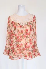 Disney LC Lauren Conrad Size Small Bell Sleeve Floral Lace Peasant Top