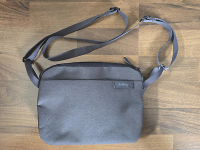 Wie neu: Bellroy City Pouch Plus in Grau / Basalt