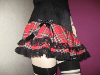 Gothic Rot Schottenkaro Rock Spitze Schwarz Lolita Punk Burns Night Party Festival 