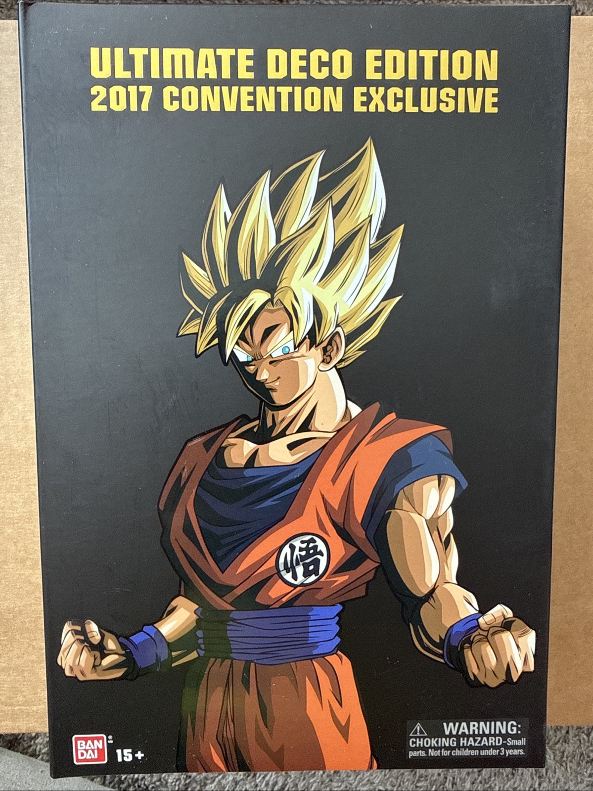 Figura Super Saiyan Goku Ultimate Deco Edition 2017 exclusiva de la convención