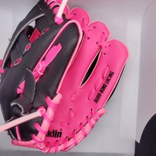 Franklin Baseball Glove- Girls Pink Mdl 24950-9"