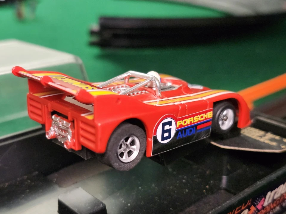 Carrocería de coche Aurora AFX Porsche 510k Can Am ranura con calcomanías nuevas, llantas OEM, BONITA Foto 3 de 4