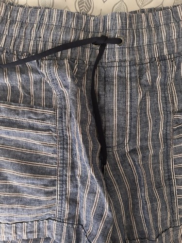 Pantalón corto Athleta para mujer talla 6T 4" - Imagen 4 de 8