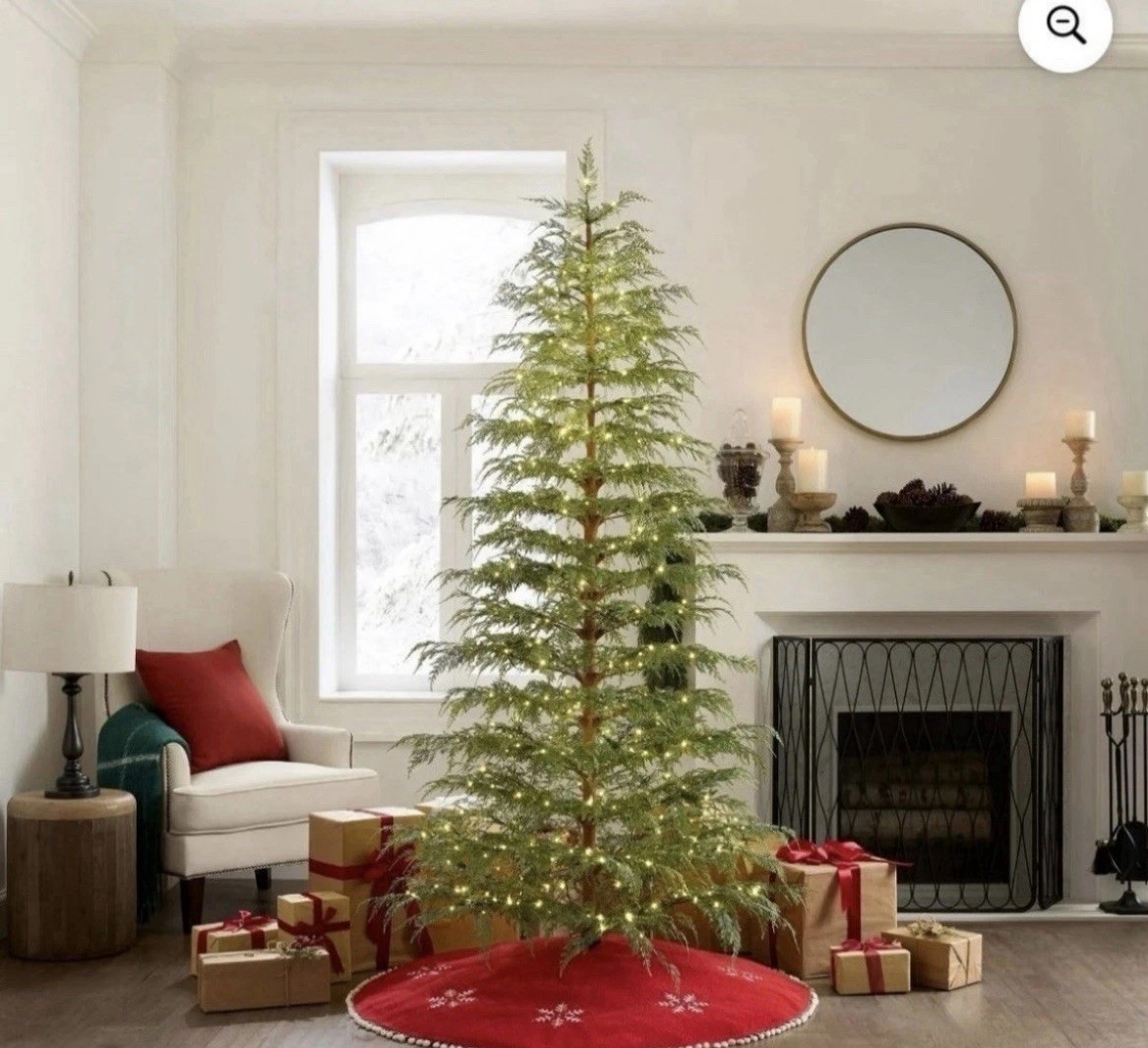 My Texas House 2025 7.5' Cypress Pre-Lit Artificial Christmas Tree | 500 LEDs