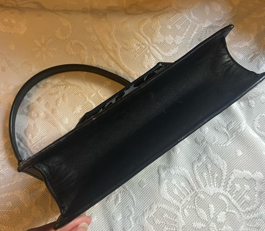 Borsa Saint Laurent Astro Star Autentica tracolla YSL in pelle bianca e nera