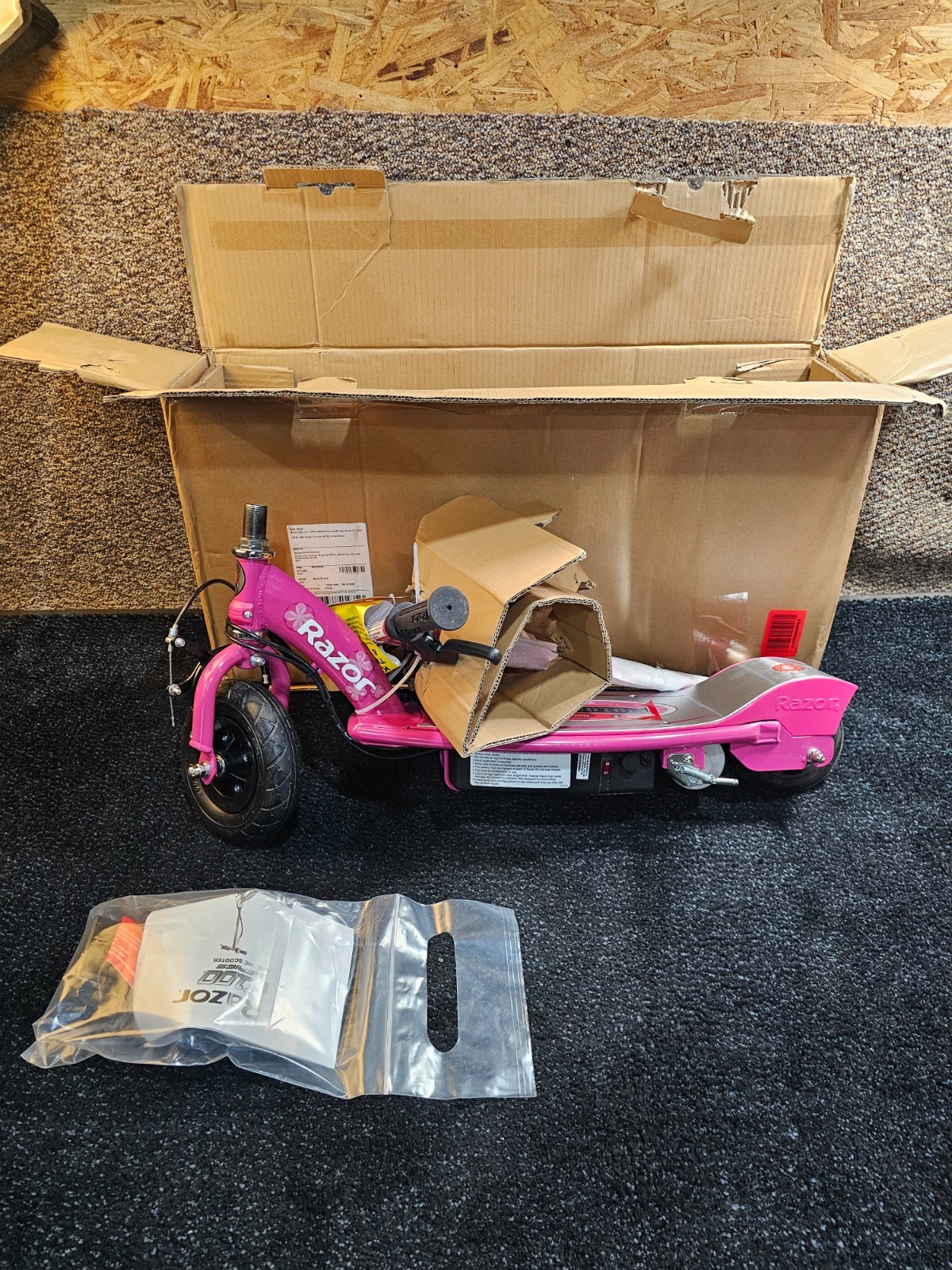 Razor 13111252 Power Core E100 Electric Scooter with Hand Op