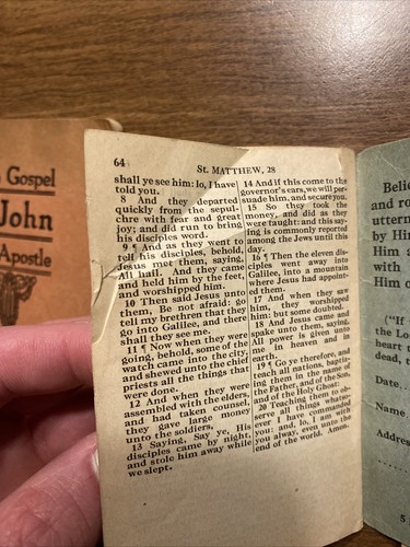 Vintage Lot of 6 Religious Gospel Bible Society Mini Pamplets Christmas Old A6 - Picture 6 of 12