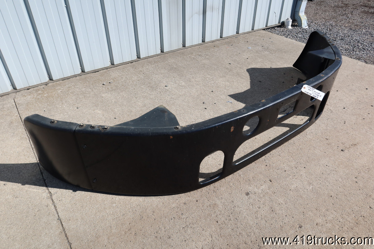 2017 Mack CX613 Painted Parts Semi  SURPLUS USED TAKE OFF Truck Bumper