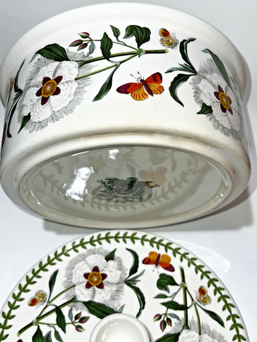 Portmeirion England The Botanic Garden 2 Qt Casserole with Lid Spanish Gum - Picture 2 of 24