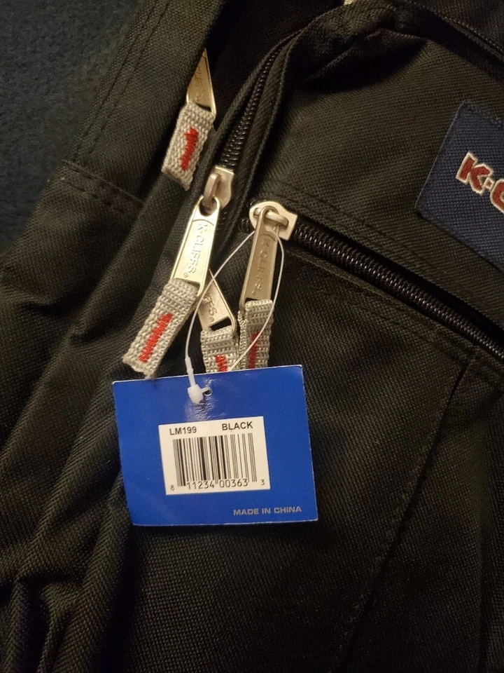 MOCHILA K-CLIFFS NUEVA CON ETIQUETAS Y MÁS DE $50 EN ÚTILES ESCOLARES Foto 3 de 4
