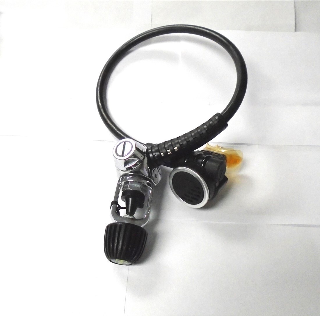 US Divers Aqua Lung Micra+ First & Second Stage Scuba Diving Regulator