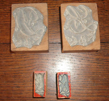 Lot de 4 tampons de broderie lettres anciens