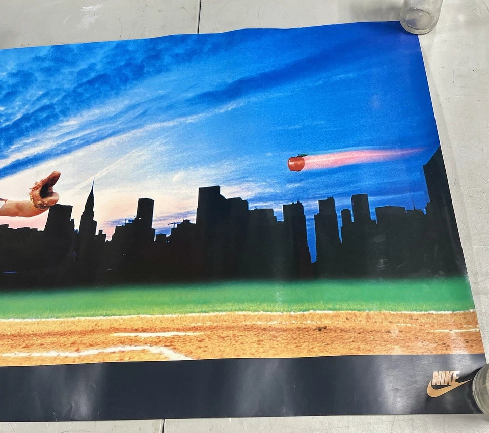 Gary Carter Nike Catcher 8 Big Apple New York Mets Skyline Vintage POSTER 22x36 - Image 3 of 4