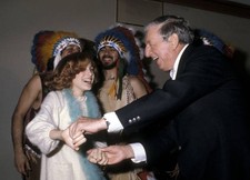 Actress Sarah Jessica Parker actor Ray Bolger at Bill Bogg's Thank- Old Photo 2
