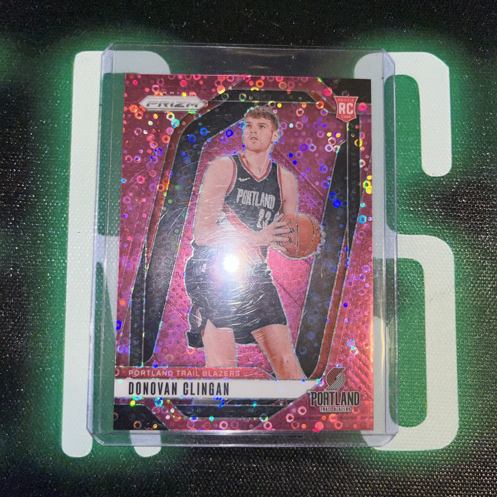 2024-25 Panini Prizm - Donovan Clingan #221 Pink Fast Break Prizm /50 (RC)