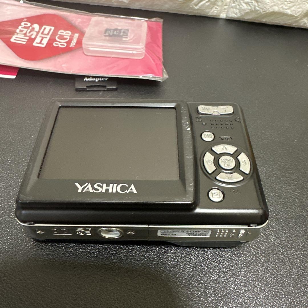 YASHICA EZ-F924 AA Battery Working Condition 8GB SD Card