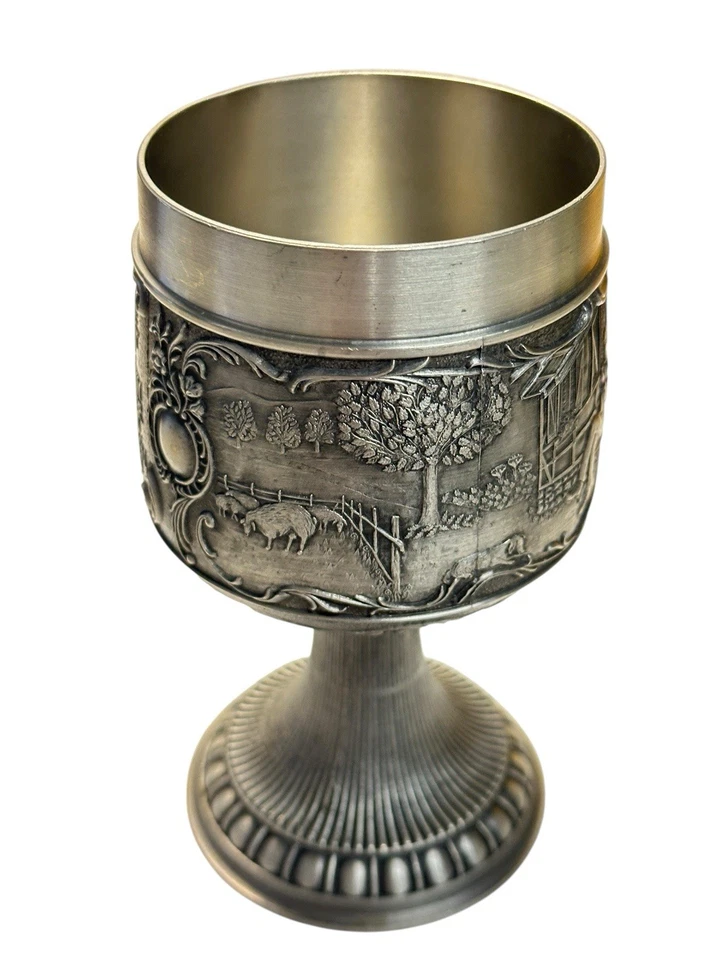 Copa de vino vintage alemana de estaño "Der Lindenbaum" marca de ángel 4,75" de alto Foto 2 de 4