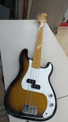 FENDER JAPAN PB57-US electric bass
