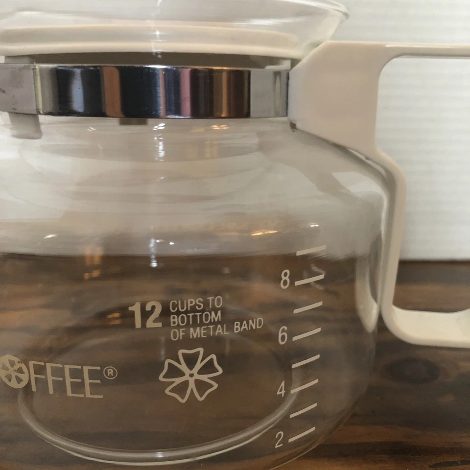 Vintage Mr. Coffee Replacement Coffee Pot Carafe 10-12 Cup White w/Lid Clean! - Image 2 of 4