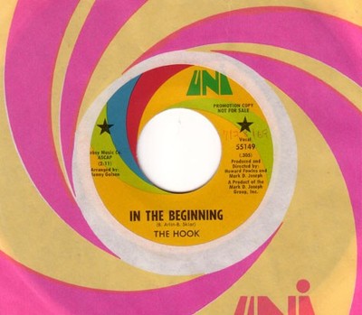 The Hook (3) - In The Beginning, 7'', (Vinyl)