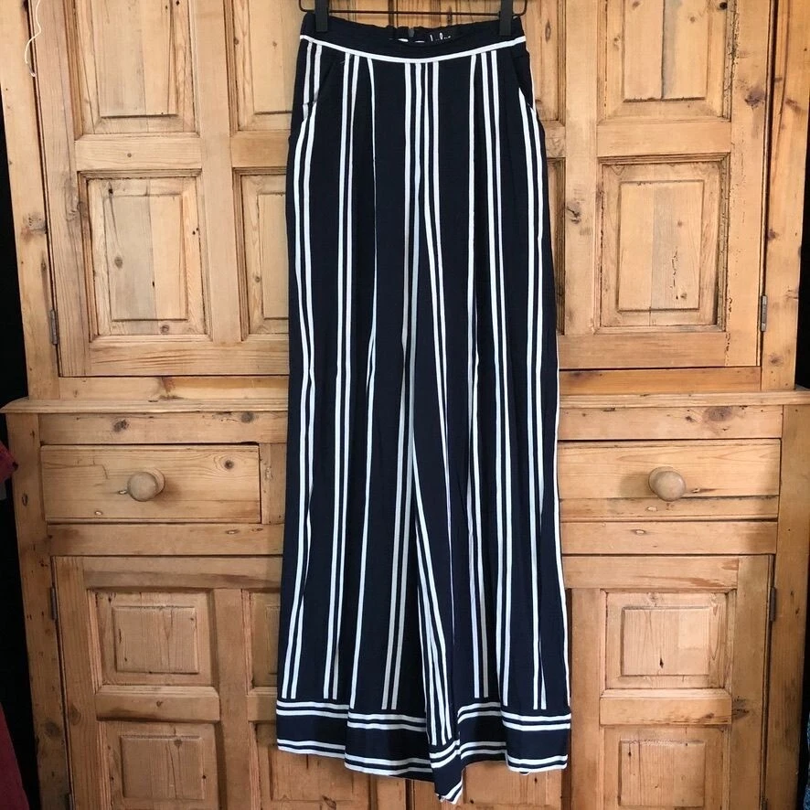 Women's Lulu's Small Navy White Vertical Striped Pants