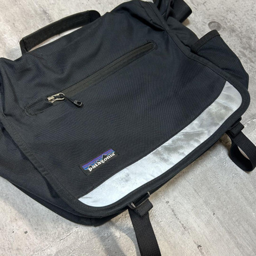 00s archive patagonia shoulder bag y2k Black Gray [Used VG 00s archive patagonia shoulder bag y2k Black Gray [Used VG