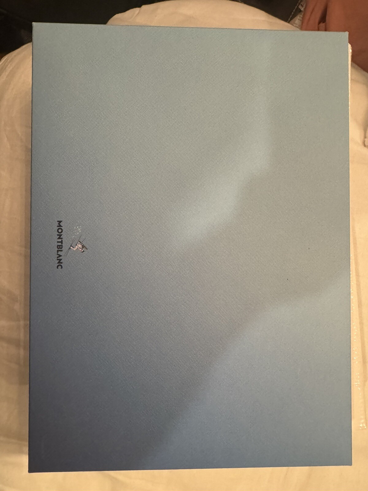 Picture 2 of 8