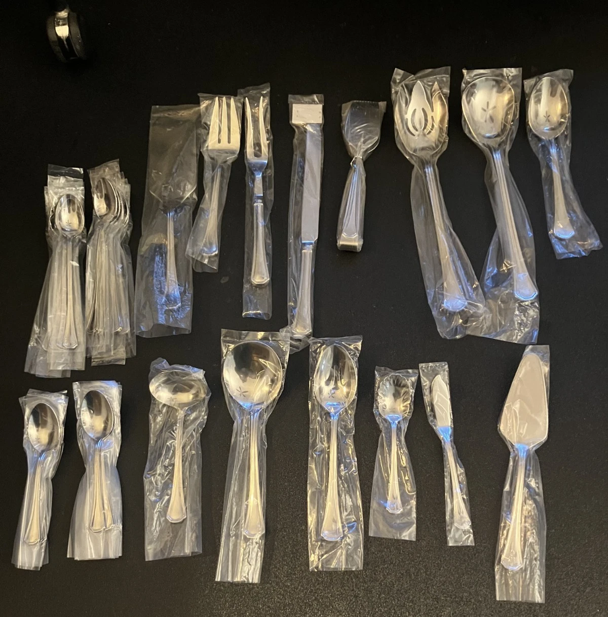 Arlington Newton(Stainless)Reed & Barton-14 Serving Pieces/24Spoons