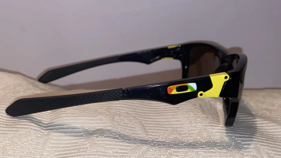 Gafas de sol Oakley Juniper Squared VR46 Valentino Rossi Signature Series negras Foto 2 de 4