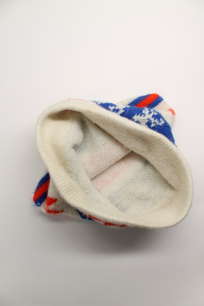 Retro moose pattern winter ski cap thin red white… - image 3