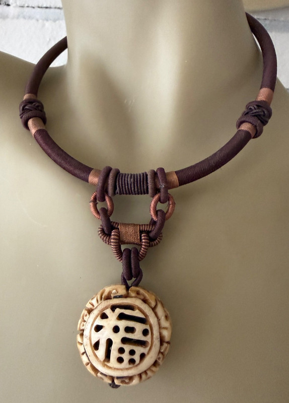 VINTAGE ESTATE HAND MADE SILK CORD ASIAN CHINESE JAPANESE PENDANT NECKLACE 16"
