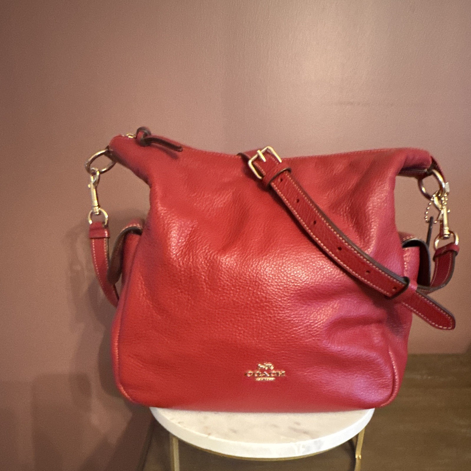 Coach Red Pebbled Shoulder Bag Zip Top Snap Closure Gold Hardware Inner Pockets