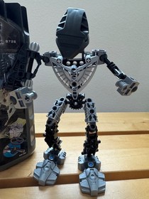 LEGO Bionicle Toa Horoika Whenua 8738 (2005) w/ Canister & Weapons- Complete