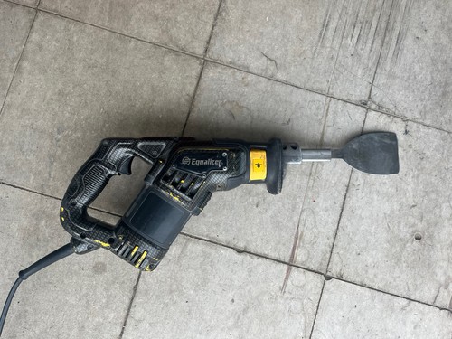 Equalizer Black-Ops Auto Glass Cut Out Windshield Removal Tool. HH2013
