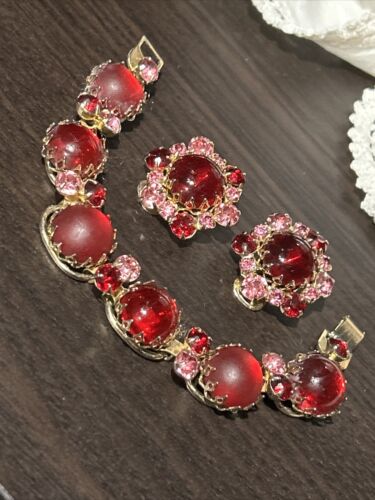Vintage Set Gripoix Style Bracelet Earrings Red Crystal Link Frosted Juliana?