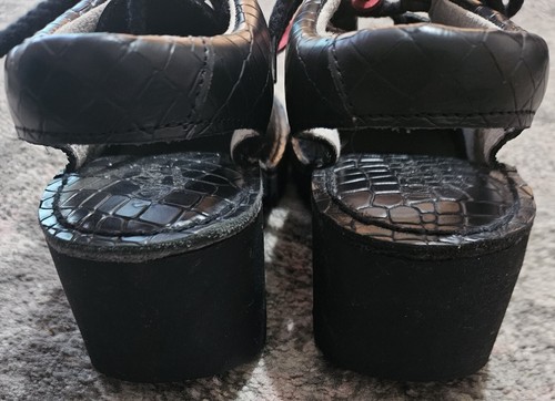 Zapatos con cordones de cuero negro Kickers talla UK 4 37 - Imagen 6 de 7