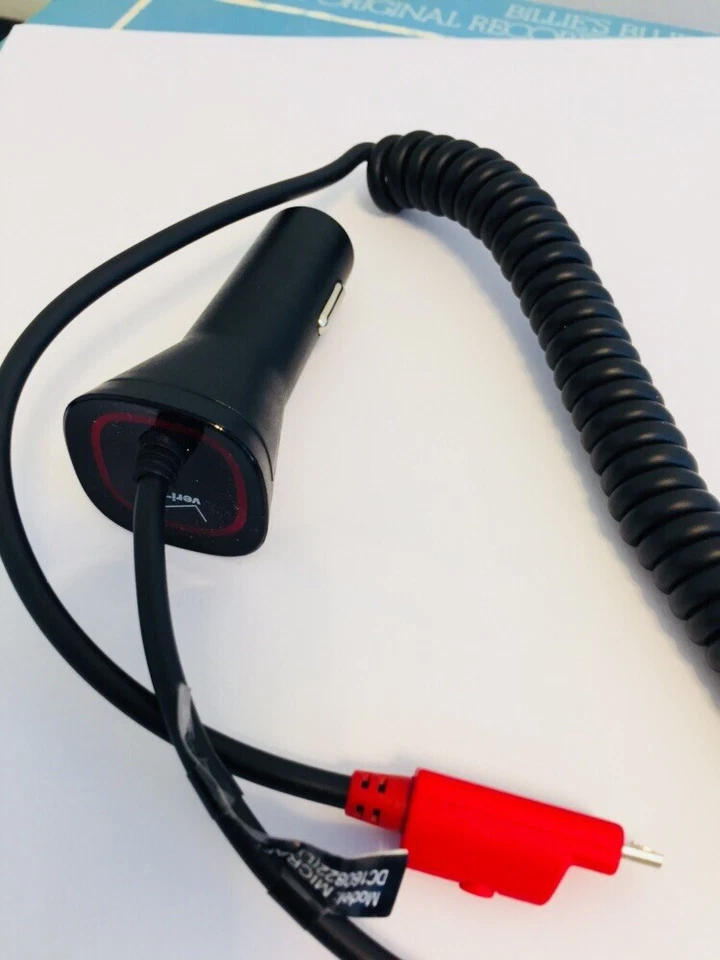 Cargador de coche micro-USB para vehículo Verizon con tecnología FastCharge 2.0 con luz LED Foto 2 de 4