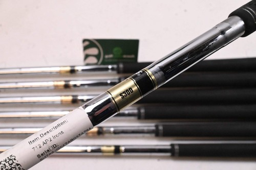 Titleist 712 AP2 Irons / 4-PW / Stiff Flex Dynamic Gold S300 Shafts - Picture 5 of 7