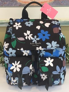 carley flap backpack