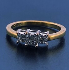18ct Yellow Gold Three-Stone 0.25ct Diamond Ring, UK Size N 1/2