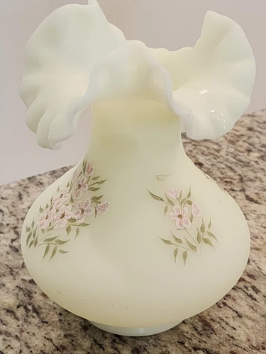 Vtg Fenton Vase CUSTARD VASE w/PINK SUGARED FLOWERS Artist Signed V. Hendricks