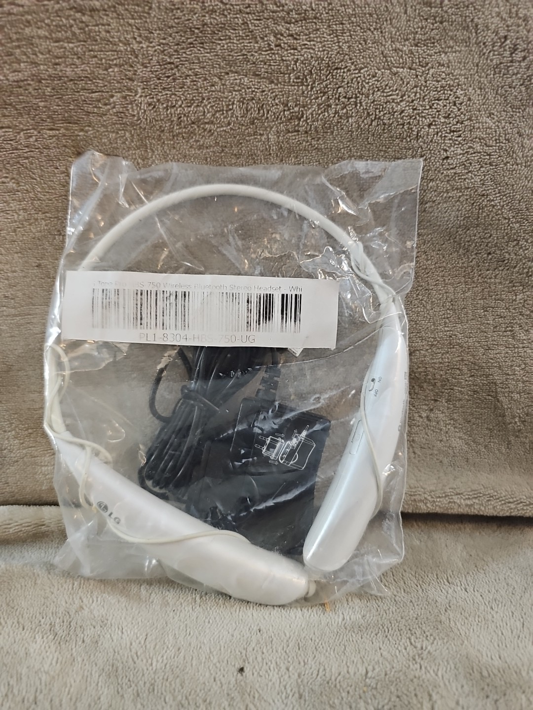 LG Tone Pro HBS-750 Wireless Bluetooth Stereo Headset White LBT750-WHT